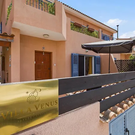 Venus With Pool Access At Regina Gardens, 700 M Venus Paphos